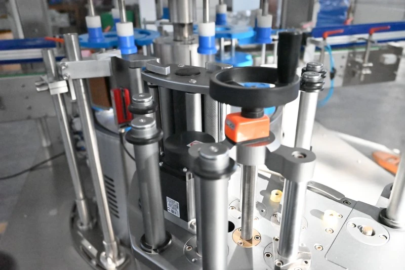 Cosmetic Bottle Labeling Machine